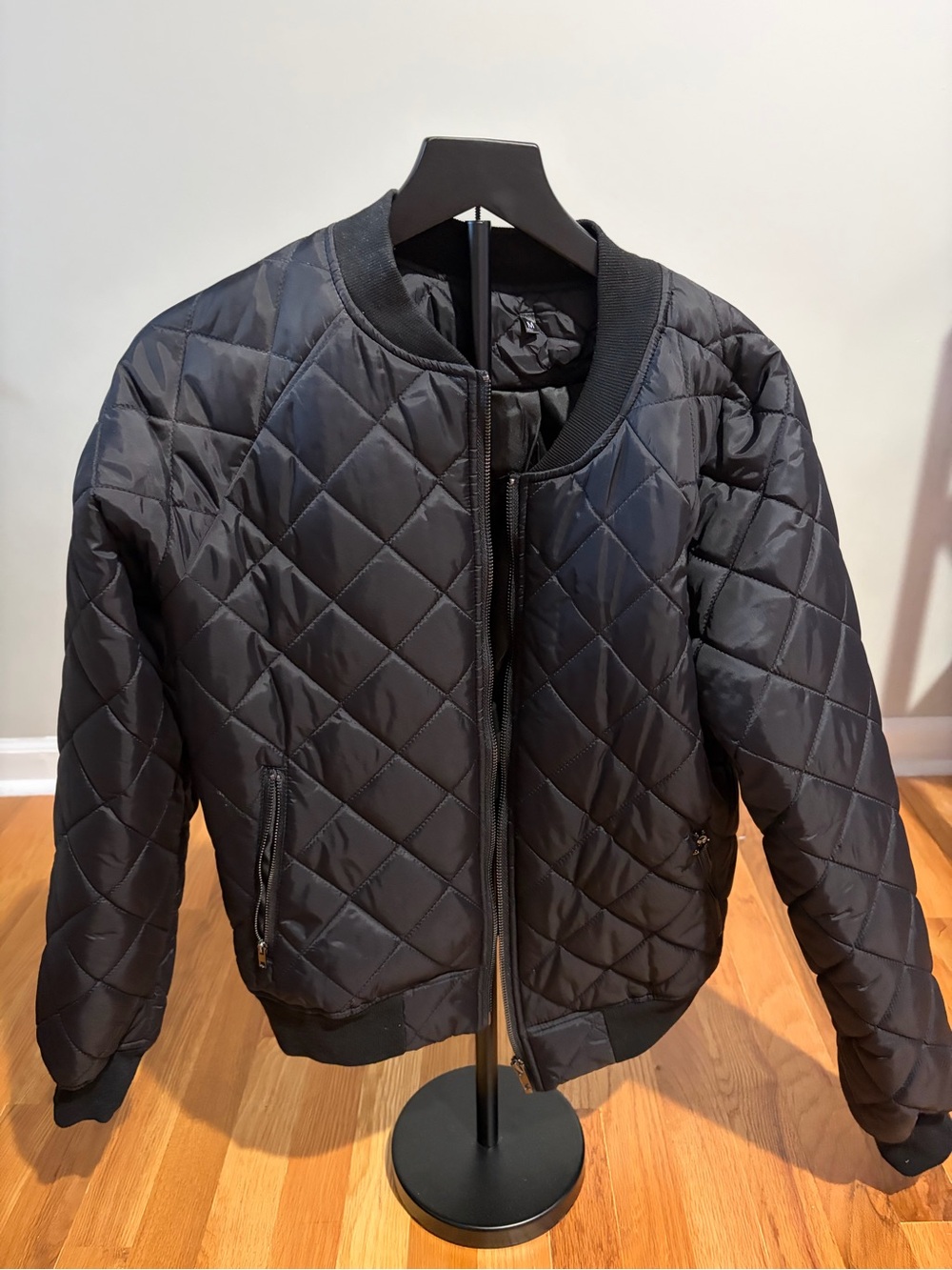 Women’s Quilted Bomber Jacket - Black